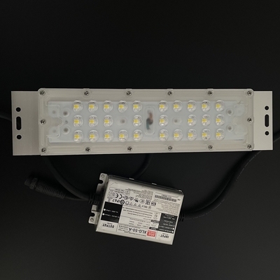 Lâmpada LED SKD com classificação IP65 para desempenho duradouro e confiável