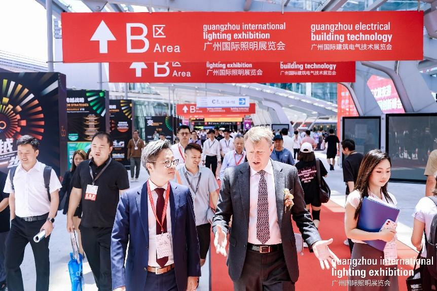 Últimos blogs da empresa sobre 2025 Exposição Internacional de Iluminação de Guangzhou (GILE) - Referência da Indústria de Iluminação e LED