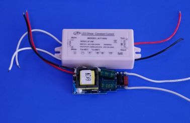 comprar Fonte de alimentação constante do diodo emissor de luz da corrente da prova da água do poder superior para a luz do ponto 12W Fabricação em linha