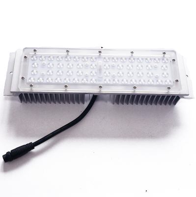 comprar O módulo conduzido da lente de SMD 3030, 56 em 1 conduziu o PC ótico da categoria da lente da luz de rua Fabricação em linha