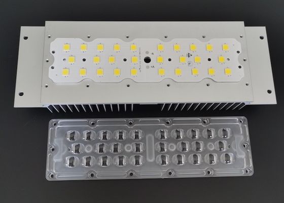 7070 SMD LED Street Light Module com ângulo de feixe de 158x103 graus e 5050 SMD LED Chip para iluminação de calçada de 50W-120W