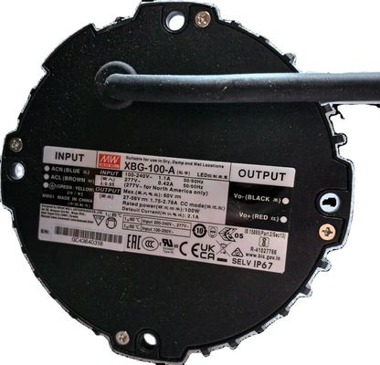 Driver LED 100W Potência Constante Tensão de Saída 27-56V DC para Iluminação de Palco LED e Iluminação de Baía