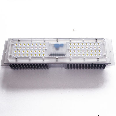 Módulo de luz de rua LED AC 220V SMD 3030 com lente óptica para PC e dissipador de calor